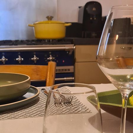 Cocon Du Papillon A Lourmarin 아파트 외부 사진